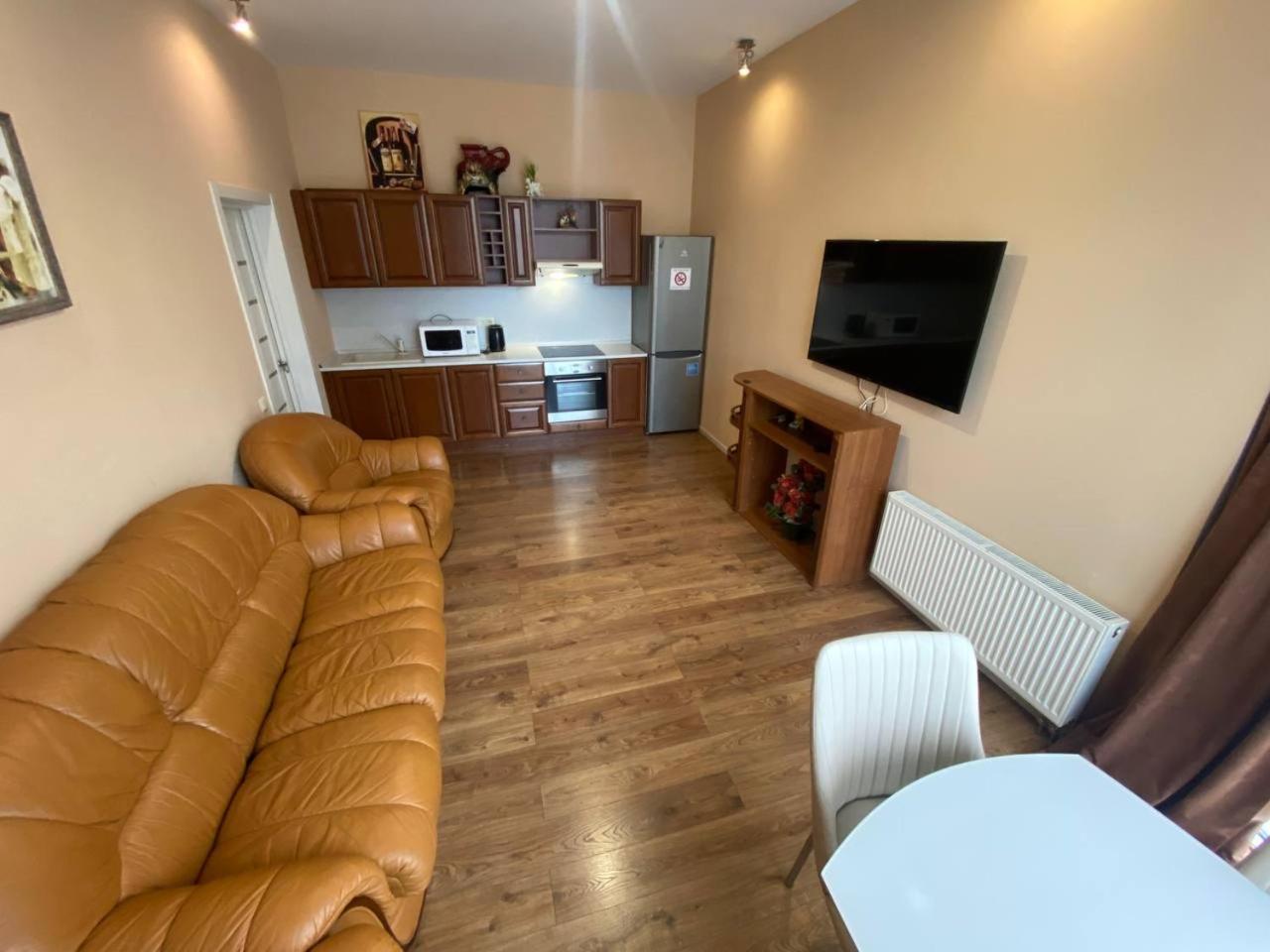 Apartment On Dragomirova Κίεβο Εξωτερικό φωτογραφία