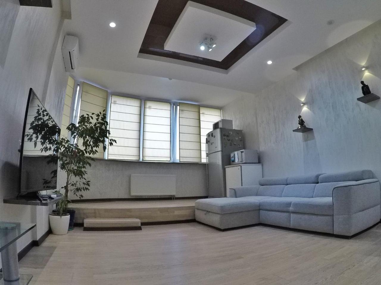 Apartment On Dragomirova Κίεβο Εξωτερικό φωτογραφία