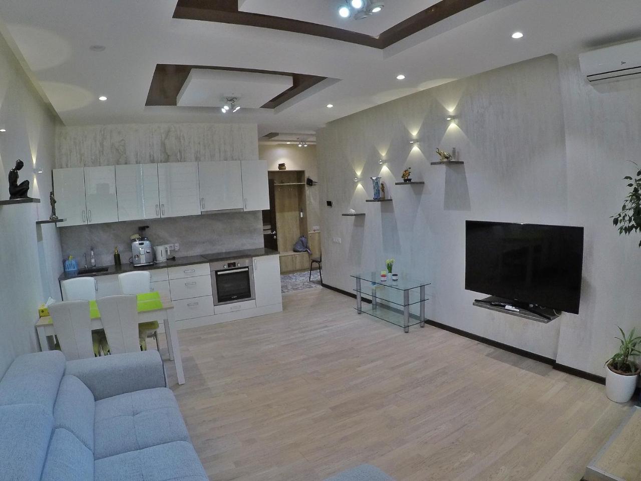 Apartment On Dragomirova Κίεβο Εξωτερικό φωτογραφία